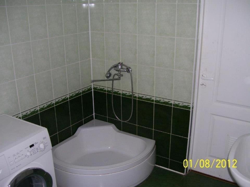 Pirtis Prie Neries Jonava Hotel Bagian luar foto